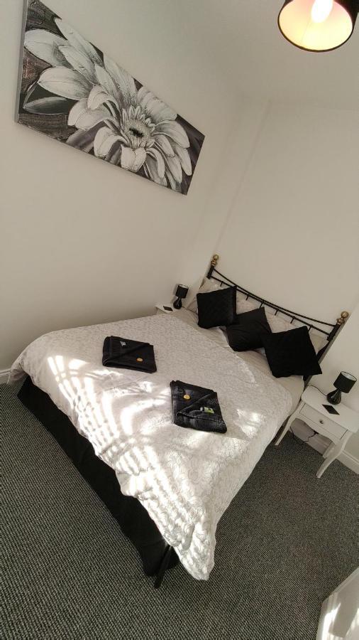 Bed and Breakfast The Castleton Blackpool Exterior foto